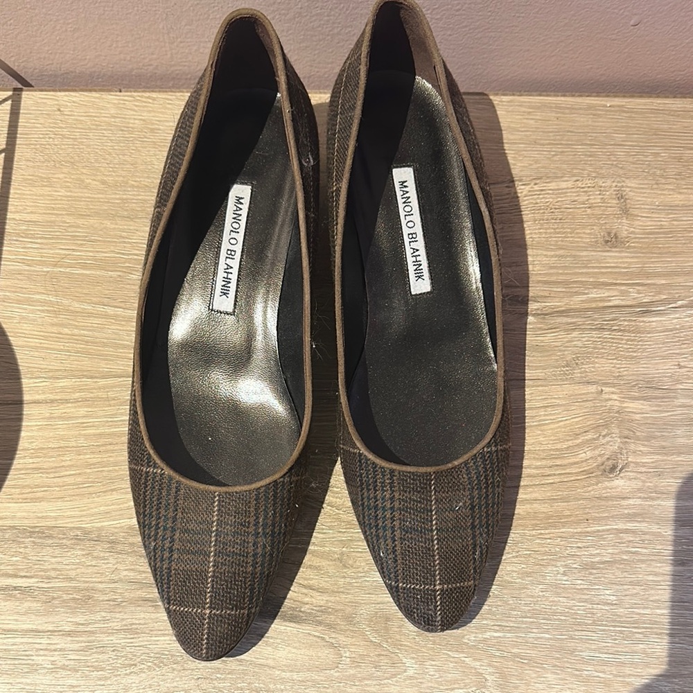 Manolo Blahnik Brown Plaid Women's Shoes